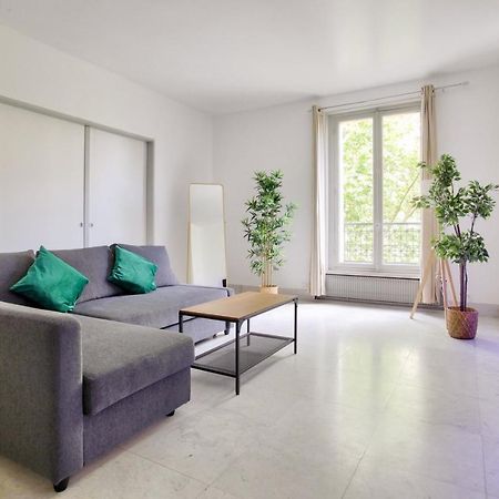 باريس 2 Bedrooms Tour Eiffel Rapp المظهر الخارجي الصورة