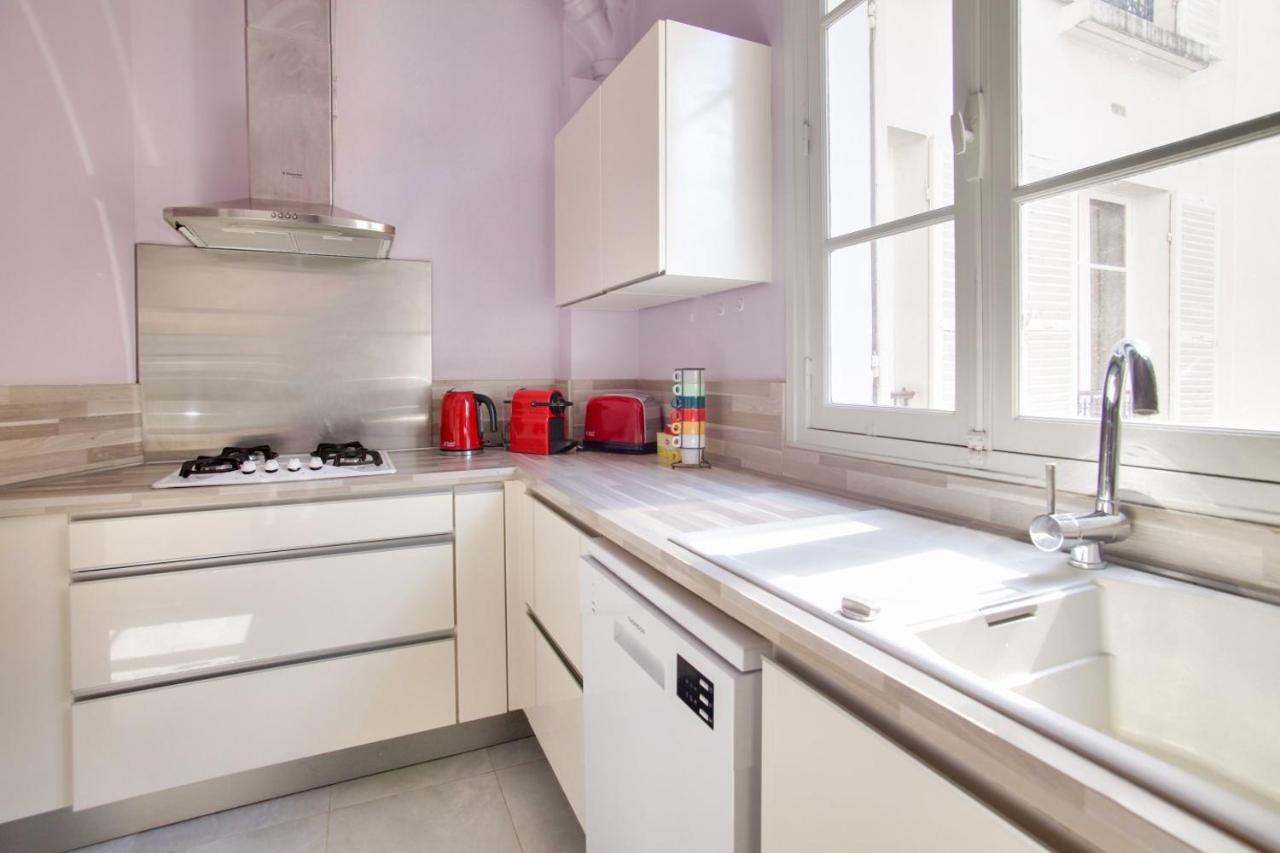 باريس 2 Bedrooms Tour Eiffel Rapp المظهر الخارجي الصورة